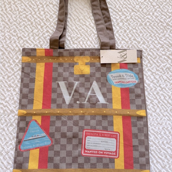 NWT V&A Speed & Style Transatlantique Exhibtiion, Brown Checkered Tote Bag - Picture 8 of 9